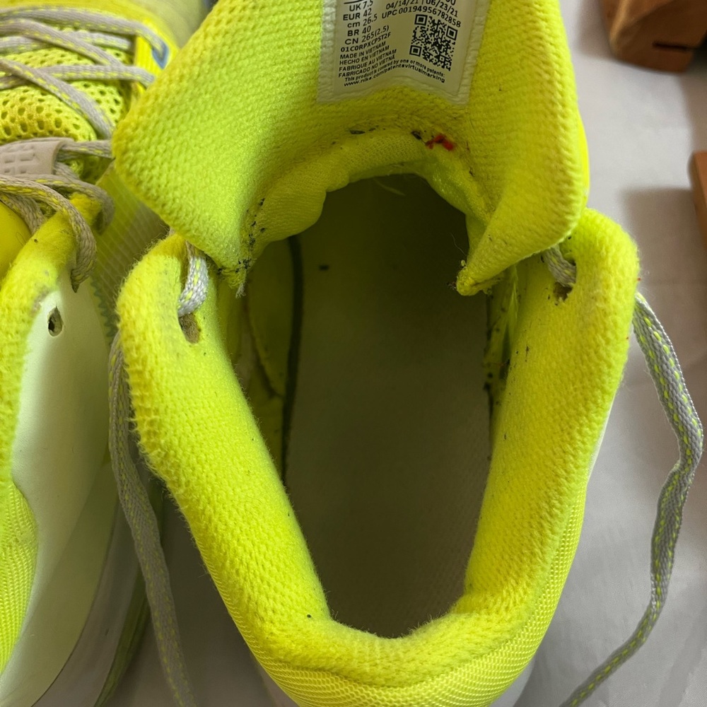 Nike Kyrie 4 Flytrap Mid Barely Volt Green Dayglow Classic Bold sneakers sz 8,5 - Picture 7 of 9